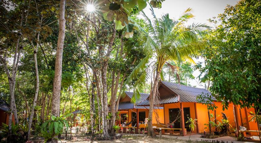 Lanta Pearl Beach Resort - image 29