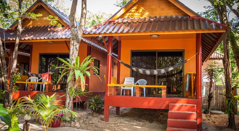 Lanta Pearl Beach Resort - image 35