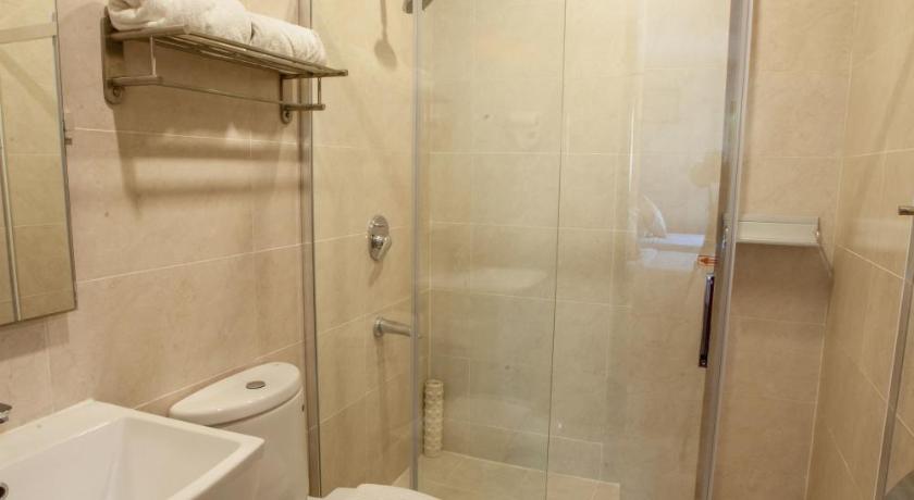 Image of Deluxe Room 2