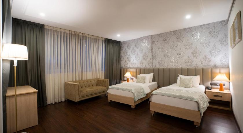 The Woodbury near Cyberhub - image 16