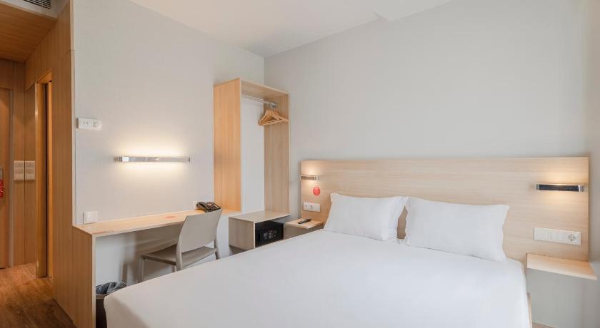 Image of Double Room 5