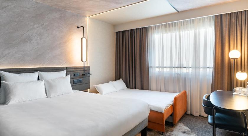 Standard Double Bed Room with Sofa fotója 3