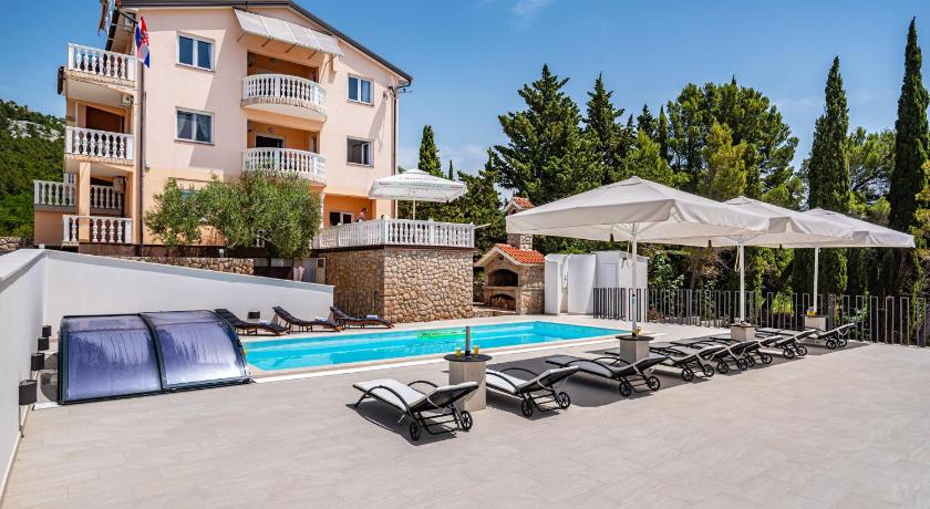 Apartments Prkacin 2