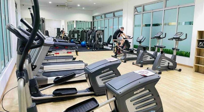 Johor Bahru AR Studio at Austin Regency with Netflix 4-Star Guesthouse pool