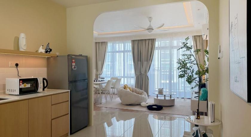 Johor Bahru AR Studio at Austin Regency with Netflix 4-Star Guesthouse amenity