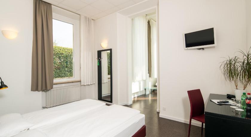 Image of Junior Suite 3