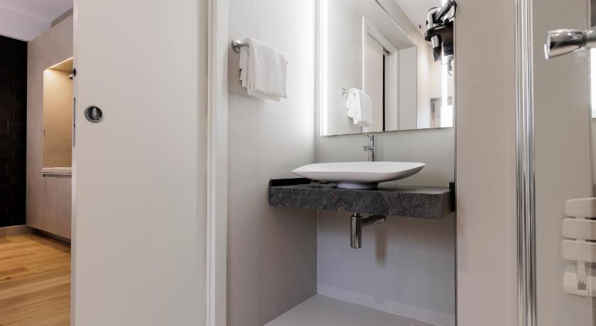 Image of Disabled Access Room 13