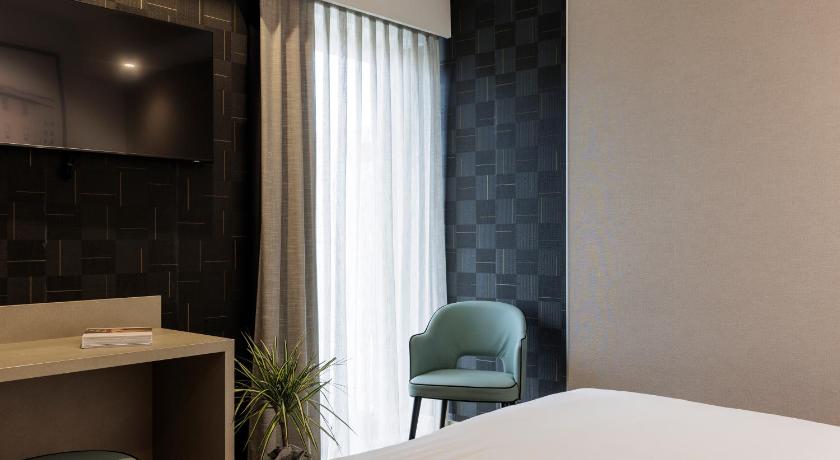 Image of Double or Twin Room 12