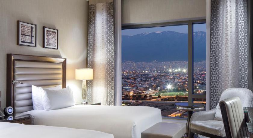 Immagine di Camera King Executive con Accesso Lounge (King Executive Room with Lounge Access) 1