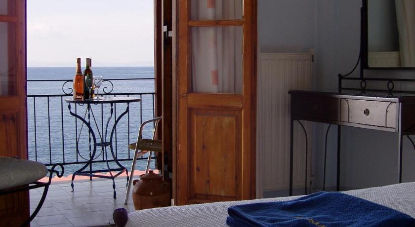 Anniska Hotel