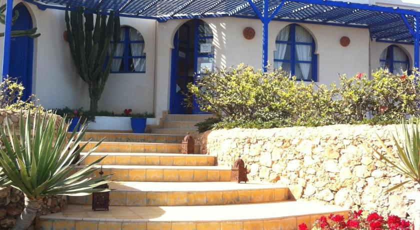 Un The Au Bout Du Monde — Hotel in Mirhleft