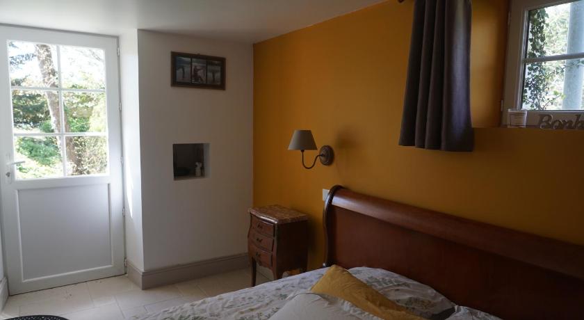 Image of Small Double Room 1