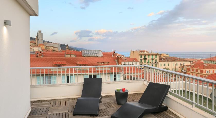 Image of Apartment with Terrace 6