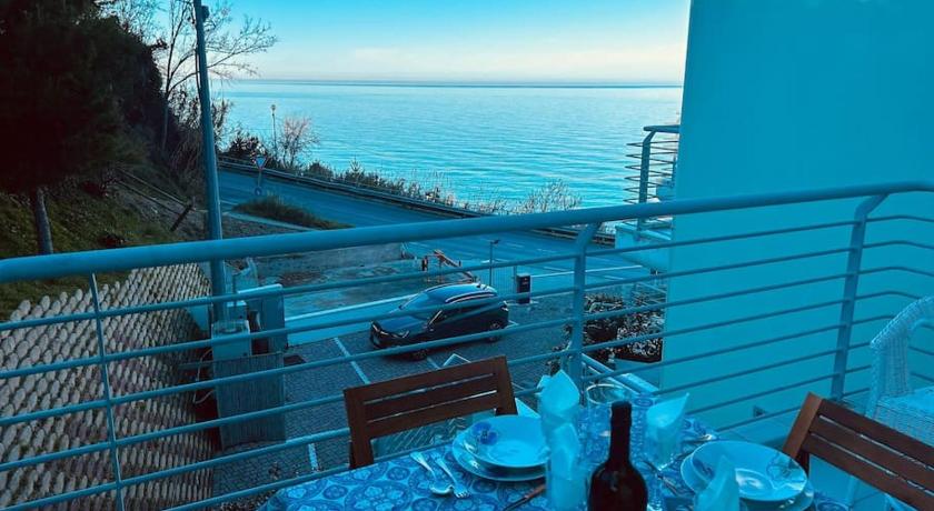 Angolo di Paradiso Perla Turchino