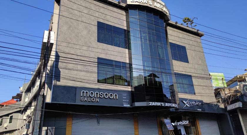XCELSIOR HOTEL & SPA - image 7