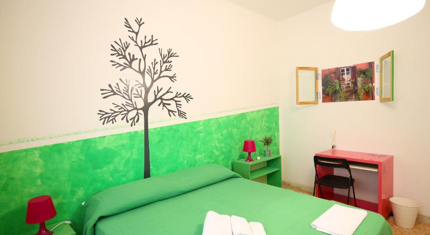 Image of Single room private en-suite 6