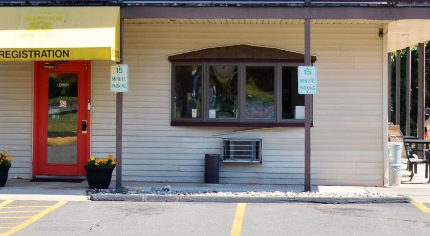 Enfield Inn photo