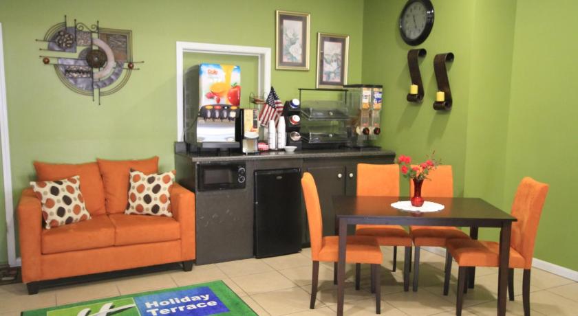 Holiday Terrace Motel — Hotel in Houston (MS)
