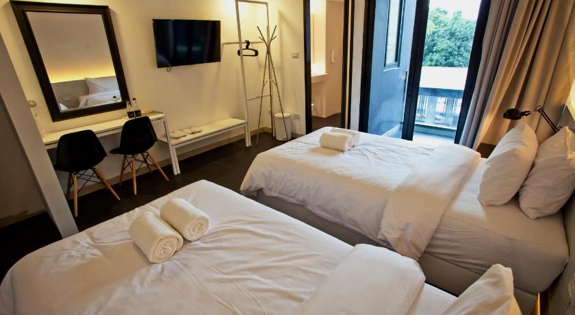 Image of Standard Triple Room 0
