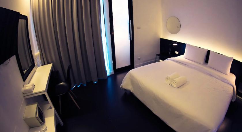 Image of Standard Double Room 9