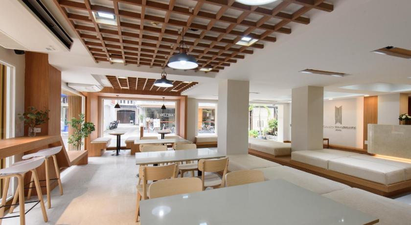 Grand Watergate Hotel - image 7