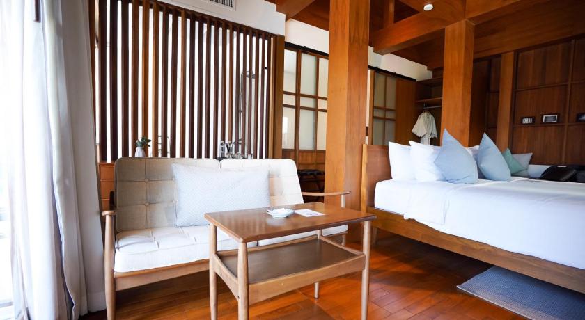 Image of Riverfront Suite Canal View 10