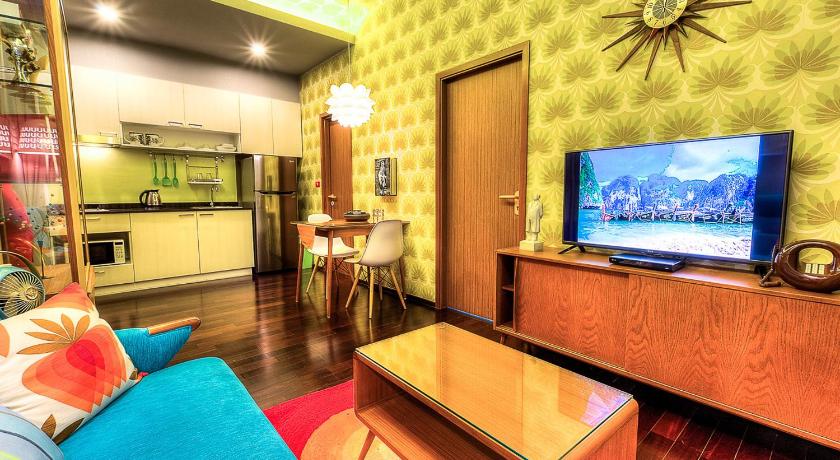 Image of Retro One-Bedroom Apartment 8