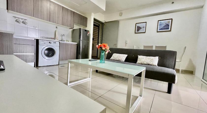 Hyve Comfortable Home - image 4