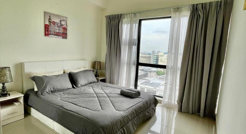 Hyve Comfortable Home - image 10
