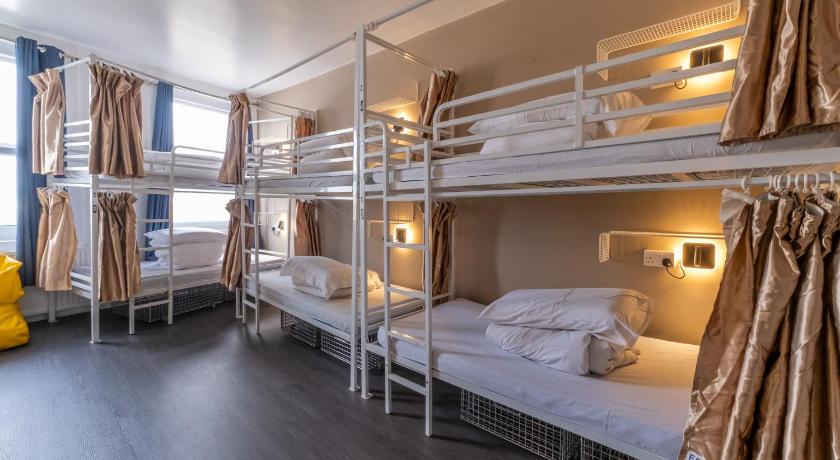Image of 1 Person in 8-Bed Dormitory - Mixed 0