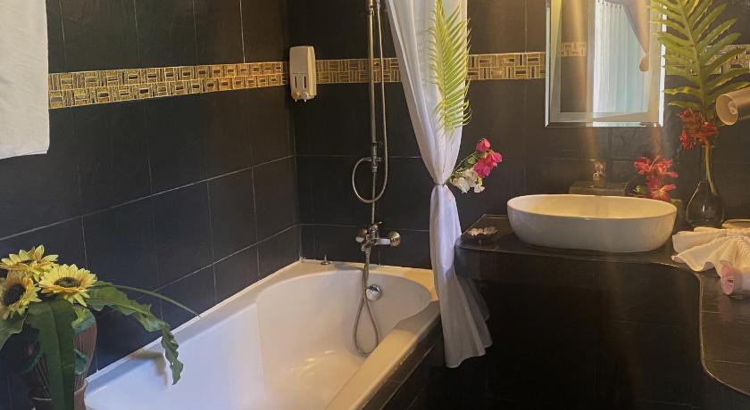 Image of Deluxe Two-Bedroom Suite 17