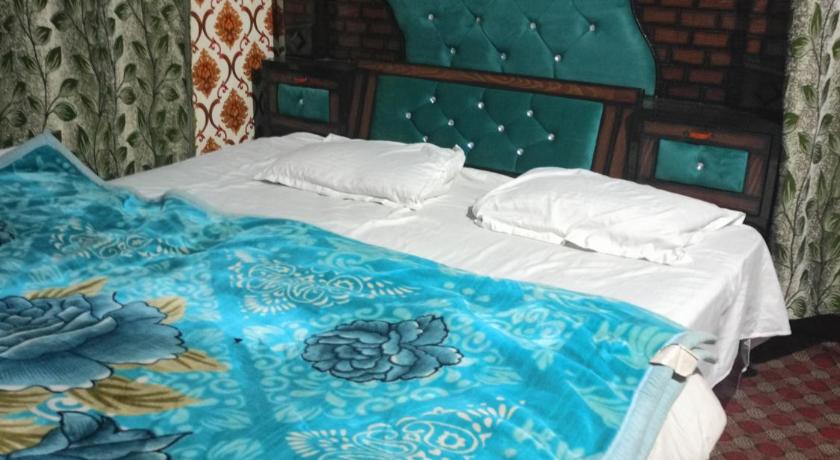 Queen Palace guest house - image 3