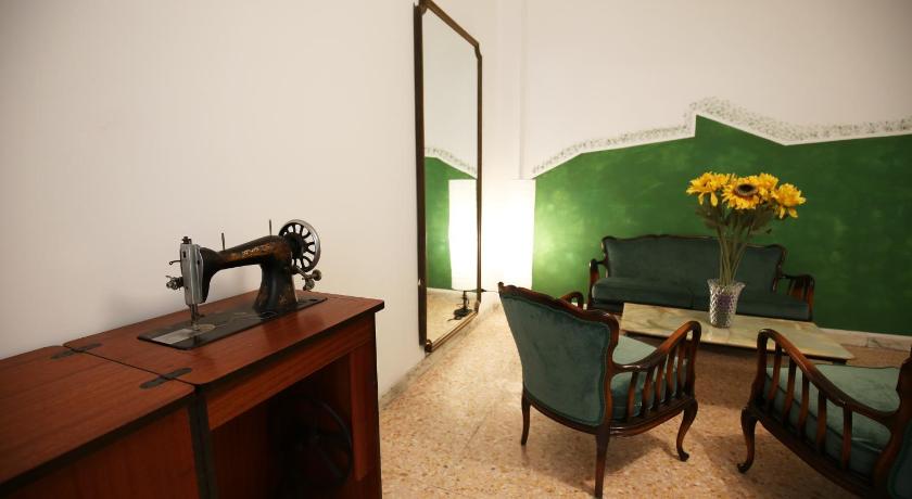 Image of Triple Room with Balcony 4