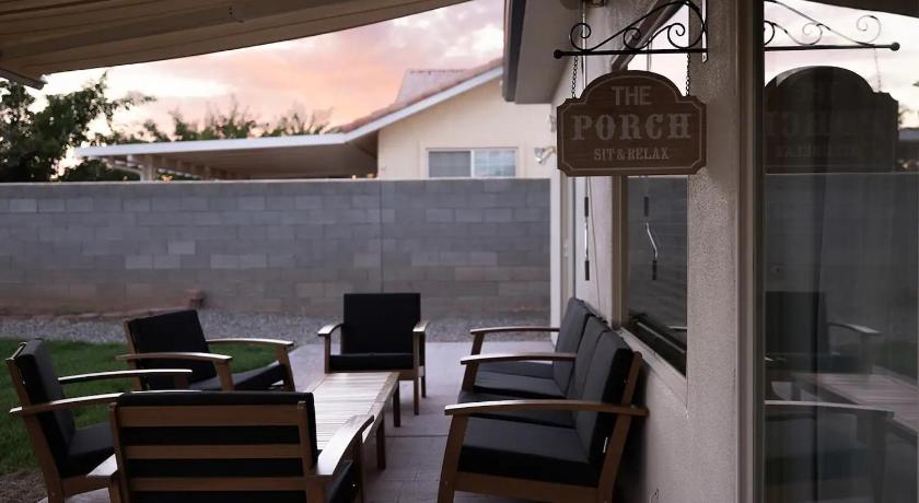 佩奇 Desert RanchHouse 4星级 住宿 餐厅