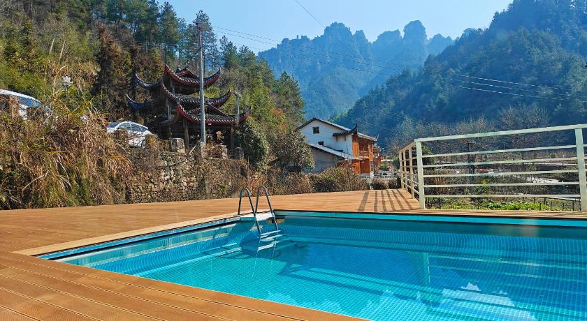 Whispering Mountains Boutique Hotel