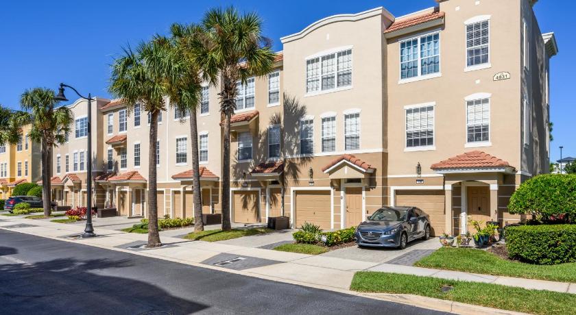 Epic Universe Beautiful Vacation Townhome - 4031