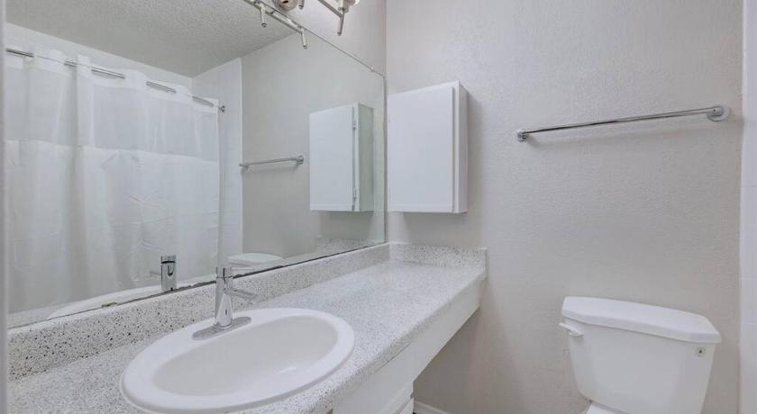오스틴 (TX) Cushy 2BD Apt Austin Texas 3성급 숙소 레스토랑