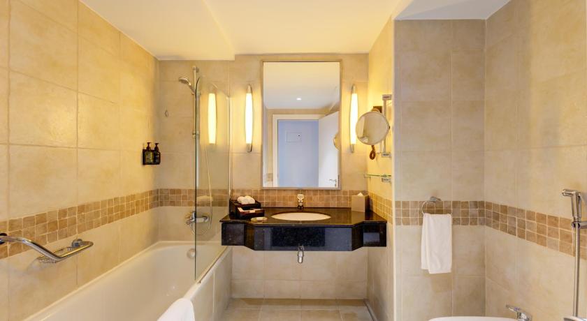 Image of Superior Twin Room - Non-Smoking 2