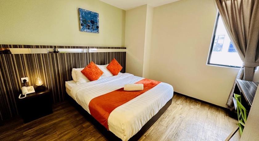 シャーアラム KINO HOTEL  4つ星 ホテル 外観