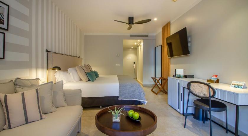 Gambar Bilik Double Termasuk Teres (Double Room with Terrace) 3