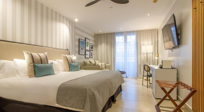 Gambar Bilik Double Termasuk Teres (Double Room with Terrace) 4