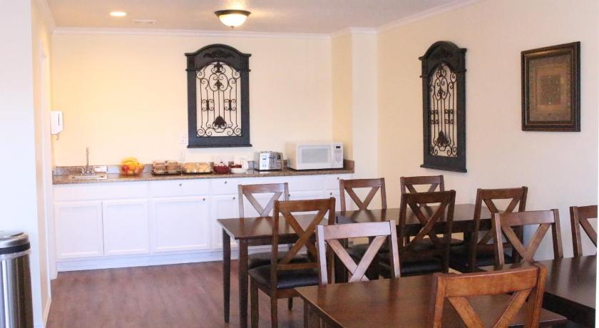 Sovana Inn photo
