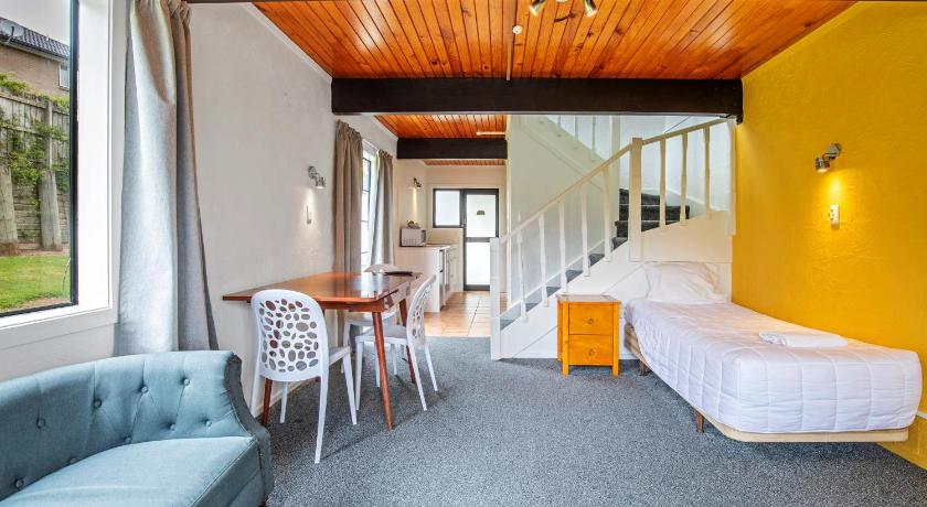 Image of 2 Bedroom Apartment 0