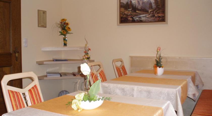 Image of Double or Twin Room with Balcony 4