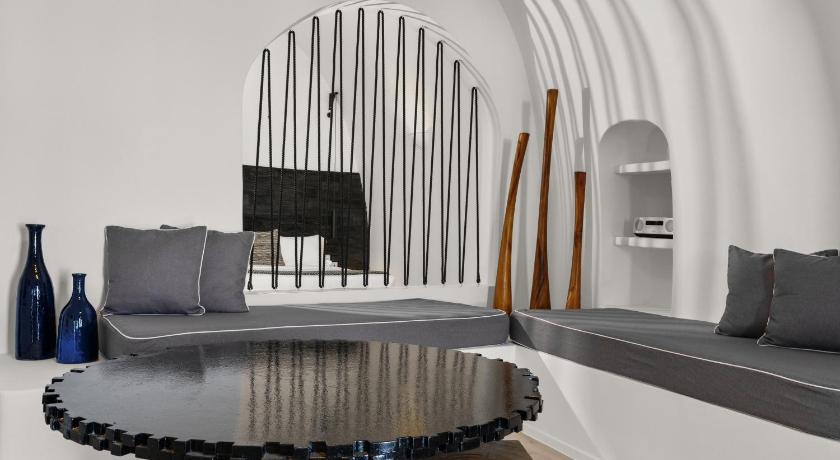 Mill Houses Elegant Suites - image 6