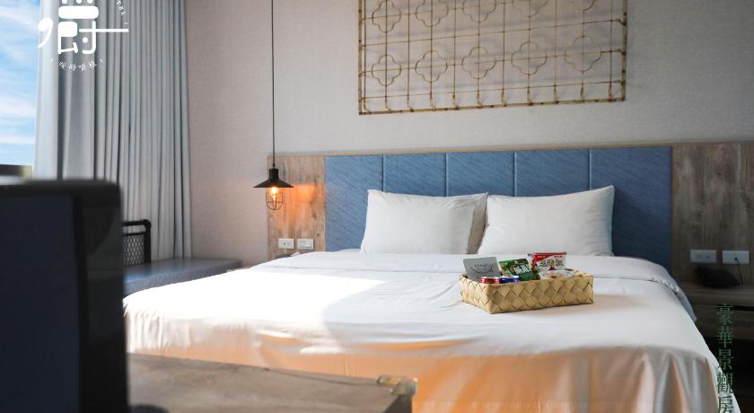 Image of Deluxe View Room 10
