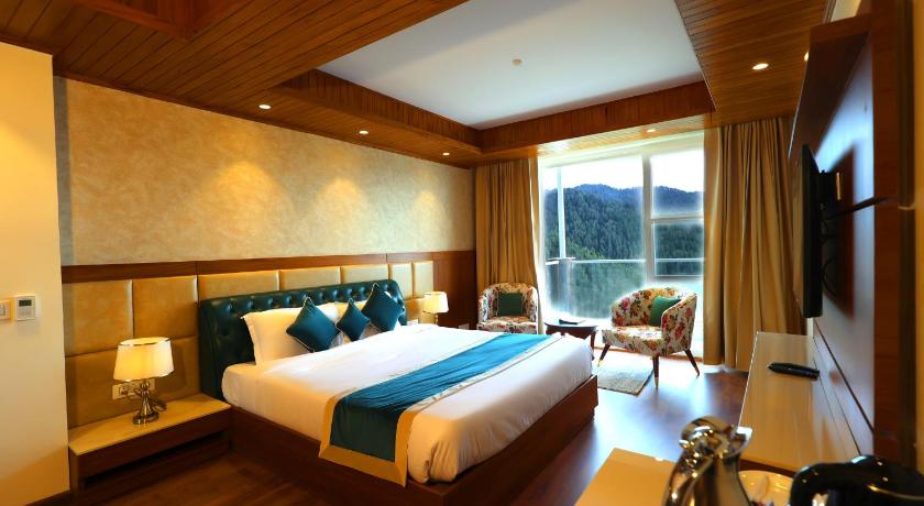 Image of Superior Balcony Room 3