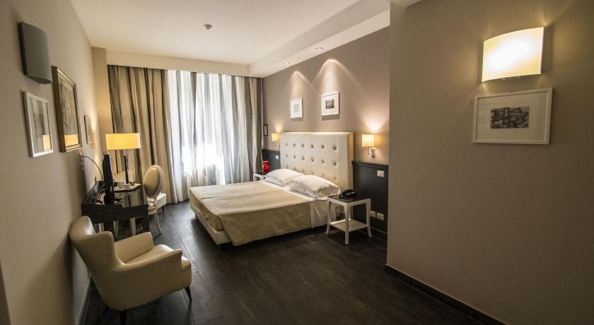"Superior" klases četrvietīgs numurs (Superior Quadruple Room) attēls 1