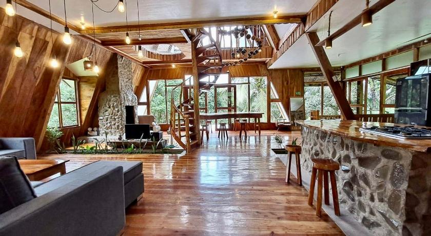 Camiguin Volcano House A-Framed House 