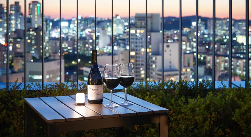 ソウル Hotel Peyto Gangnam 3つ星 ホテル プール